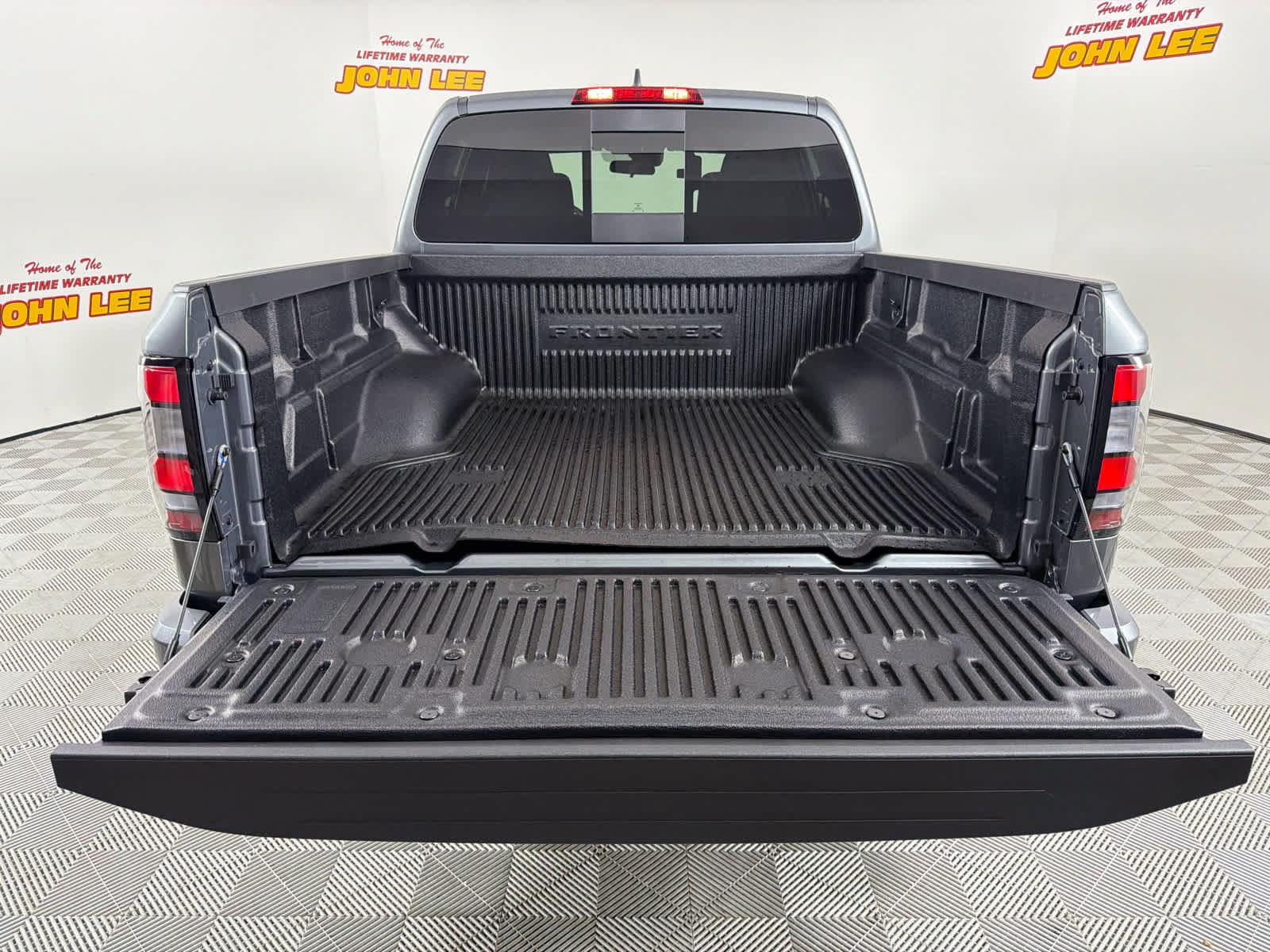 New 2026 Nissan Frontier Pro-X w/ Tow Package RWD image 5