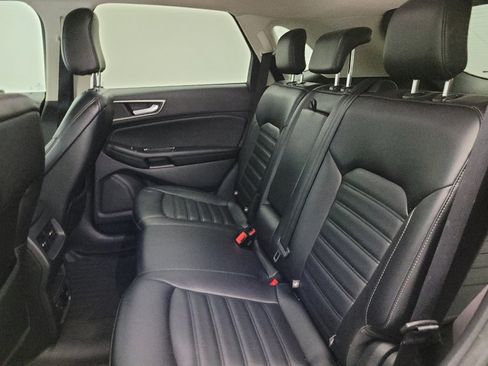 Used 2020 Ford Edge SEL w/ Convenience Package FWD image 18
