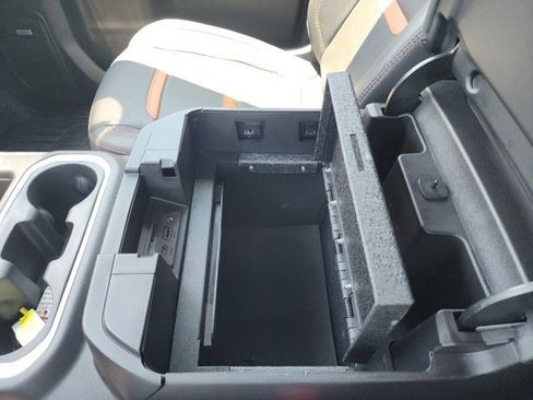 Used 2022 GMC Sierra 2500 AT4 w/ AT4 Preferred Package image 44