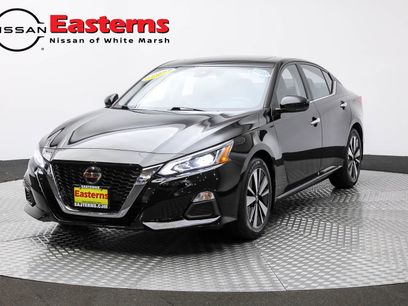 Used 2021 Nissan Altima 2.5 SV w/ SV Premium Package