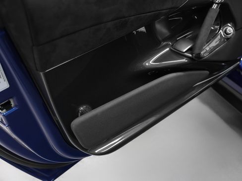 Certified 2022 Ferrari 812 Competizione image 90