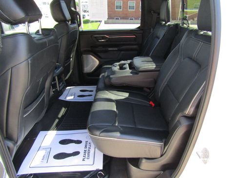 Used 2019 RAM 1500 Limited AWD/4WD image 18
