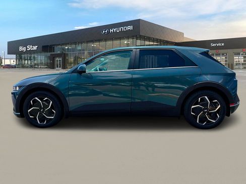 New 2024 Hyundai Ioniq 5 SEL image 3