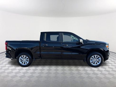 Used 2024 Chevrolet Silverado 1500 Custom image 4
