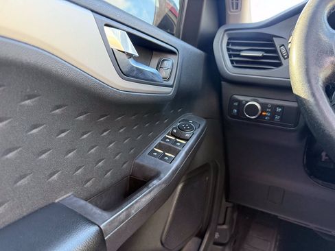 Used 2020 Ford Escape SE Sport AWD/4WD image 30