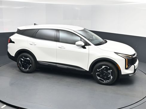 New 2026 Kia Sportage S AWD/4WD image 17