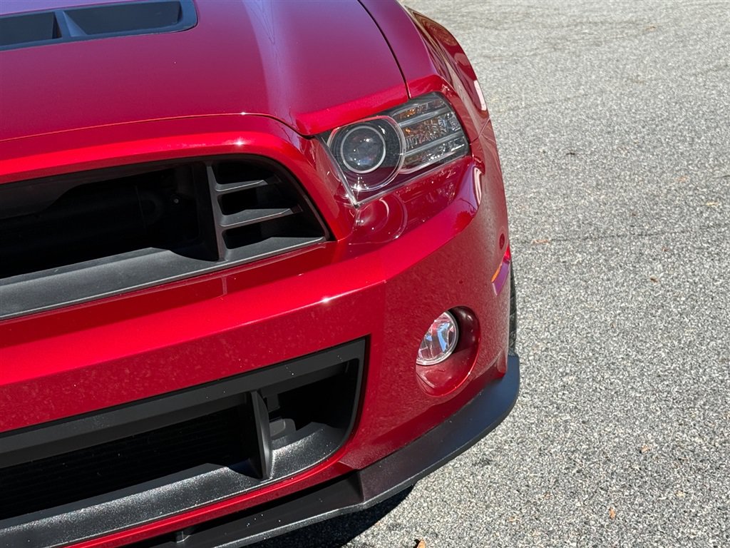 Used 2014 Ford Mustang Shelby GT500 w/ Equipment Group 821A RWD image 12
