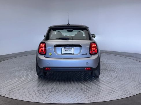 Used 2024 MINI Cooper SE FWD image 7