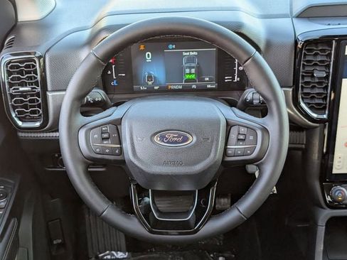 New 2026 Ford Ranger XLT w/ Equipment Group 301A High image 11