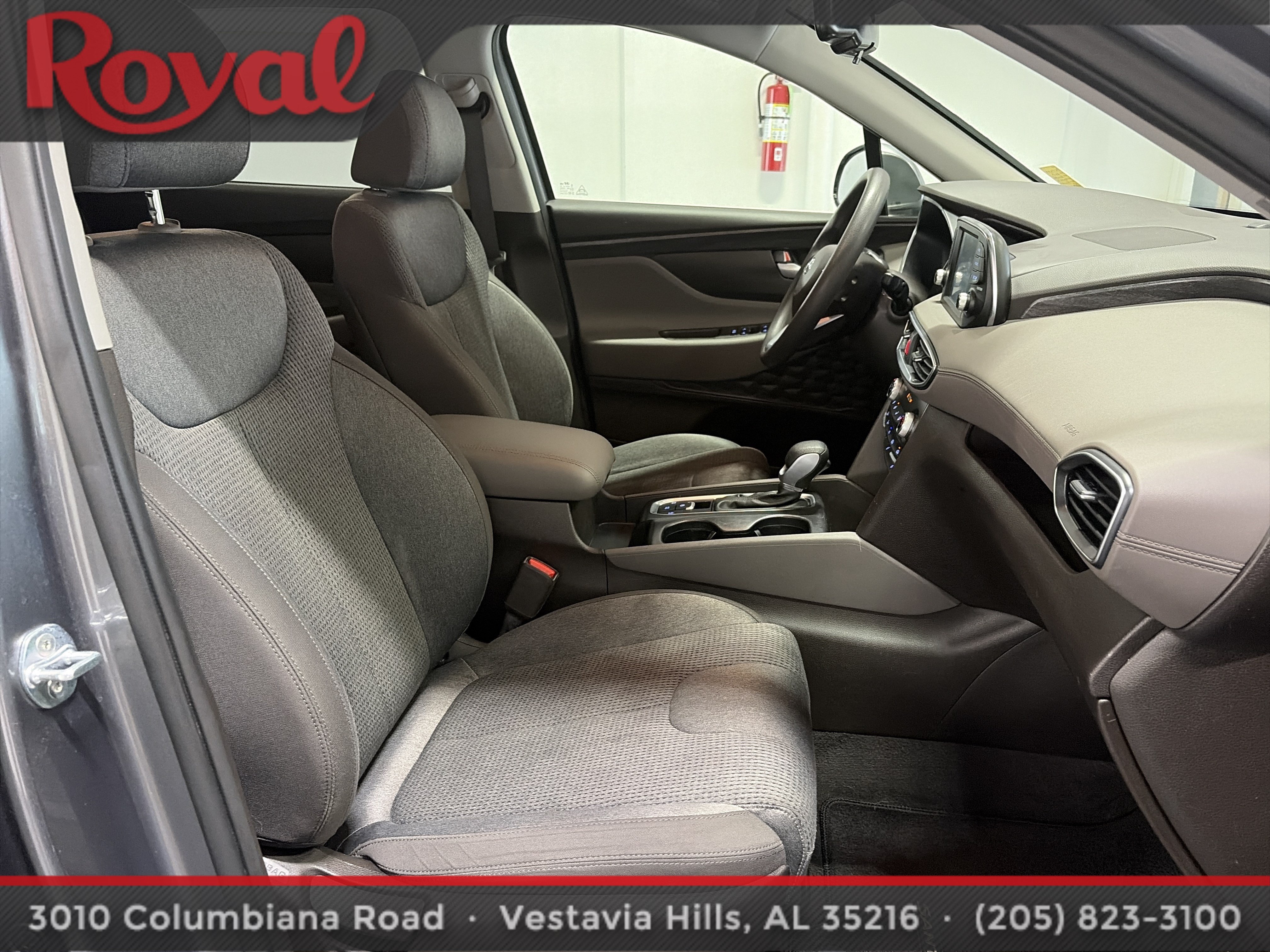 Used 2019 Hyundai Santa Fe SEL FWD image 9