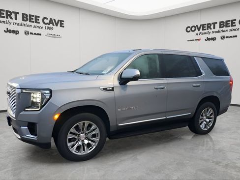 Used 2023 GMC Yukon Denali image 4