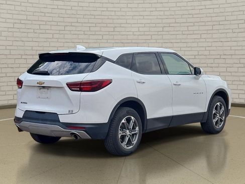 Used 2023 Chevrolet Blazer LT FWD image 5