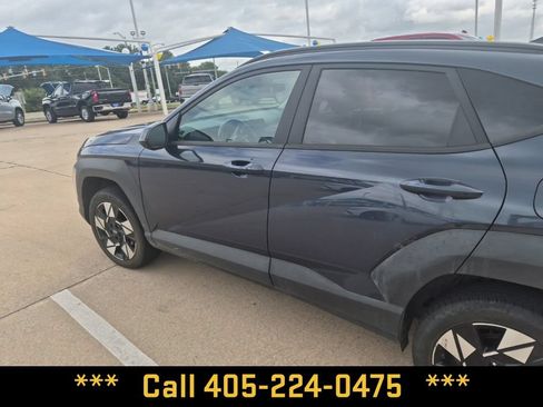 Used 2024 Hyundai Kona SEL AWD/4WD image 5