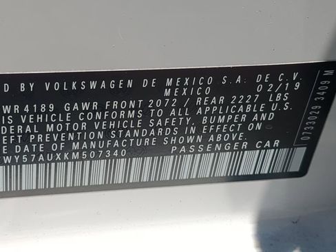 Used 2019 Volkswagen Golf SE FWD image 20