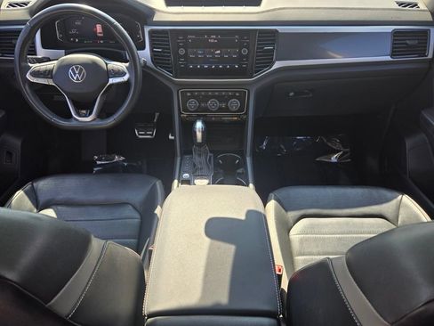 Certified 2023 Volkswagen Atlas SEL Premium AWD/4WD image 14