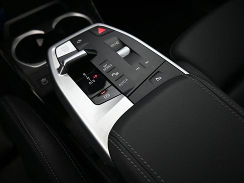 Used 2025 BMW X1 xDrive28i w/ M Sport Package image 30