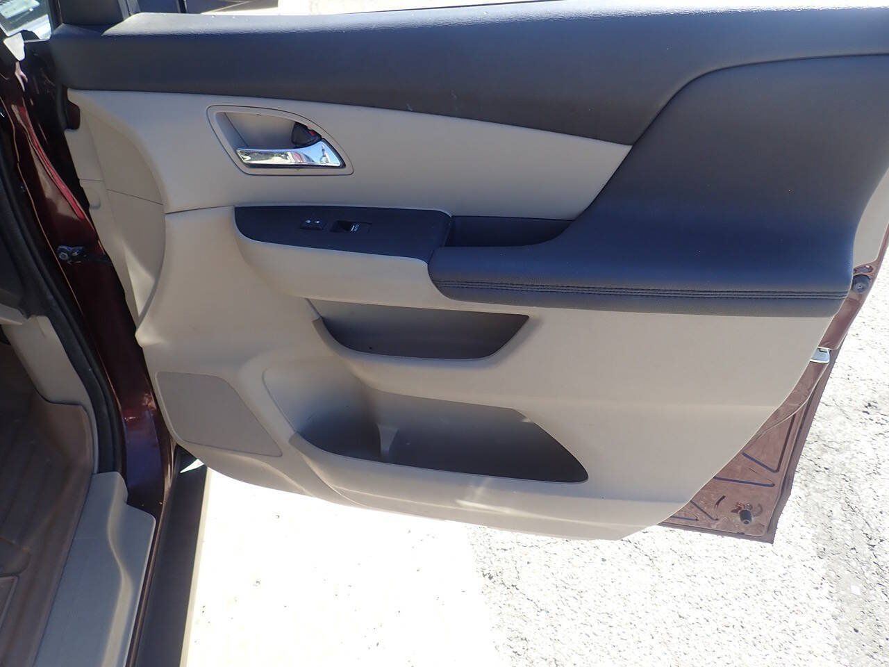 Used 2014 Honda Odyssey EX-L image 25