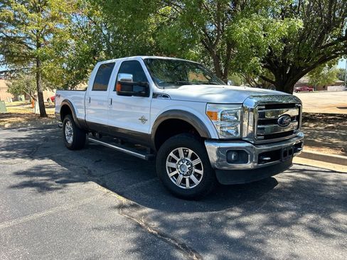 Used 2016 Ford F350 Lariat w/ Lariat Ultimate Package AWD/4WD image 4