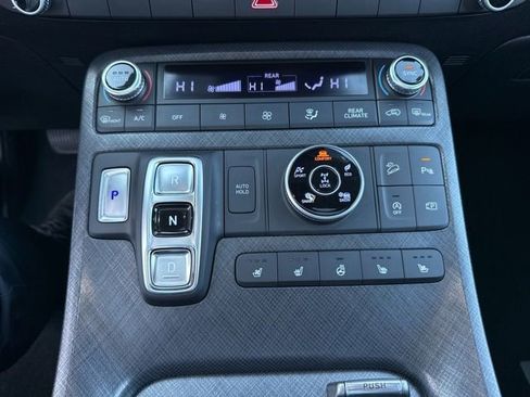 Used 2023 Hyundai Palisade Limited image 20