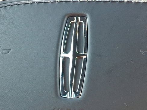 Used 2024 Lincoln Nautilus Reserve w/ Equipment Group 202A image 31