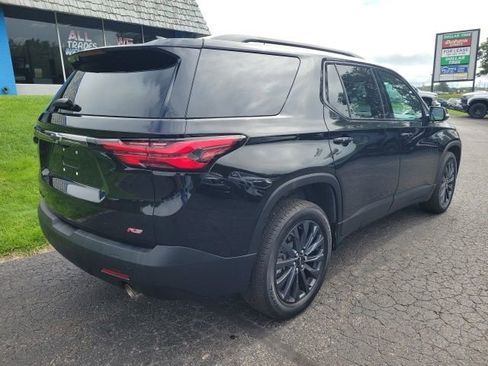 Used 2022 Chevrolet Traverse RS image 4