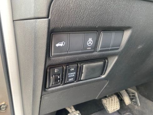Used 2019 INFINITI QX80 Luxe AWD/4WD image 17
