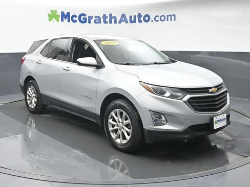 Used 2020 Chevrolet Equinox LT image 2