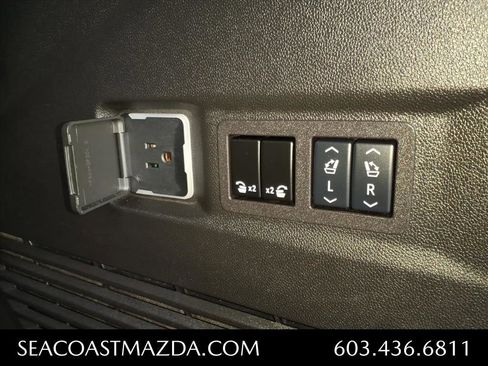 Used 2024 GMC Yukon AT4 w/ Technology Package image 14