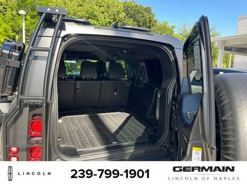 Used 2024 Land Rover Defender 130 Outbound AWD/4WD image 19