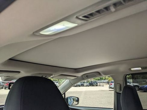 Used 2022 Subaru Ascent Touring AWD/4WD image 20