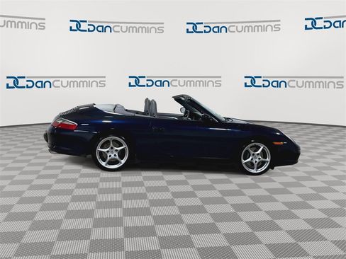 Used 2002 Porsche 911 Carrera 4 image 9