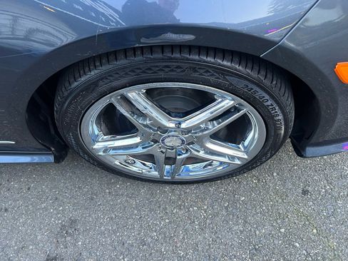 Used 2013 Mercedes-Benz E 350 Sedan image 14