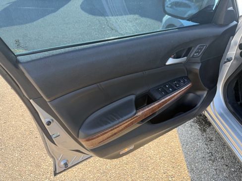 Used 2012 Honda Accord EX-L image 21
