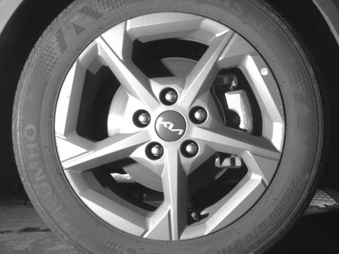 Used 2025 Kia K4 LXS FWD image 13
