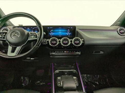 Used 2021 Mercedes-Benz GLA 250 image 24