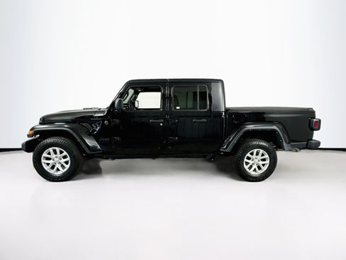 Used 2023 Jeep Gladiator Sport AWD/4WD image 8