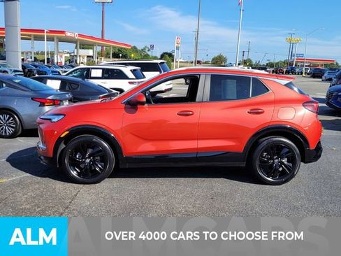 Used 2024 Buick Encore GX Sport Touring w/ Comfort Package image 3