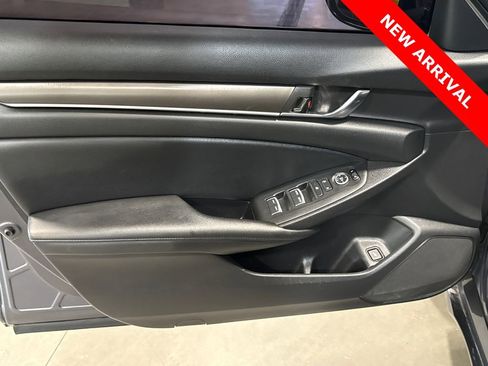 Used 2021 Honda Accord LX image 7