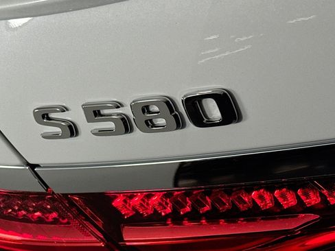 New 2026 Mercedes-Benz S 580 4MATIC Sedan image 8