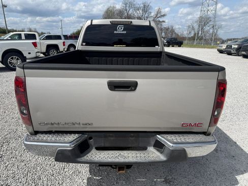Used 2005 GMC Canyon SLE image 4
