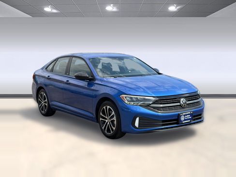 Used 2024 Volkswagen Jetta Sport FWD image 7