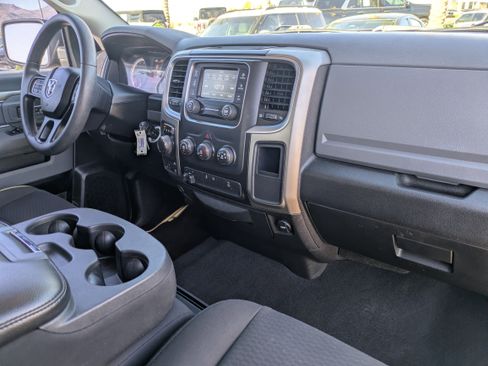 Used 2019 RAM 1500 Classic Warlock image 12