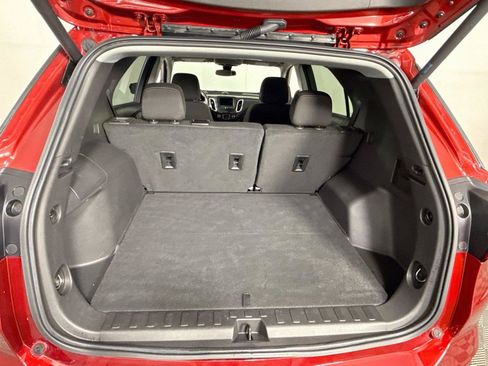 Used 2024 Chevrolet Equinox LT AWD/4WD image 17