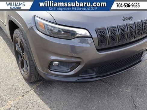 Used 2020 Jeep Cherokee Latitude Plus image 11