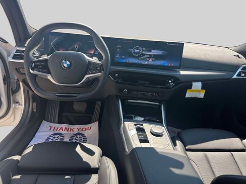 Certified 2025 BMW 330i xDrive Sedan w/ Convenience Package image 15