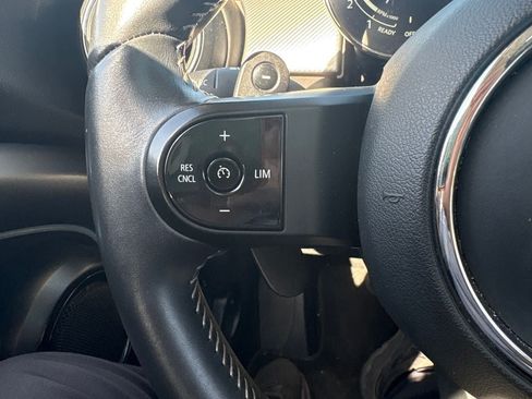 Used 2024 MINI Cooper S FWD image 23