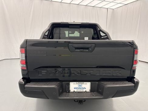 Used 2024 Nissan Frontier SV w/ Hardbody Edition AWD/4WD image 8