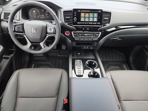 New 2026 Honda Ridgeline Black Edition image 8