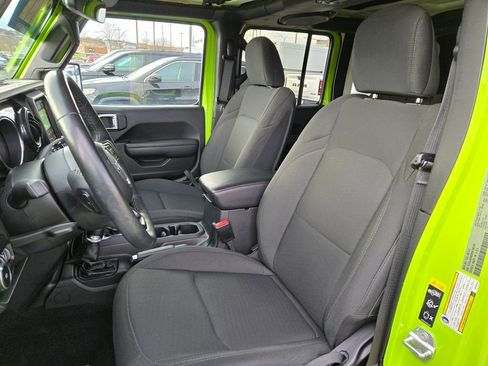 Used 2021 Jeep Wrangler Unlimited Sport image 16