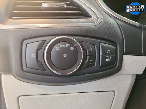 Used 2020 Ford Edge Titanium image 24